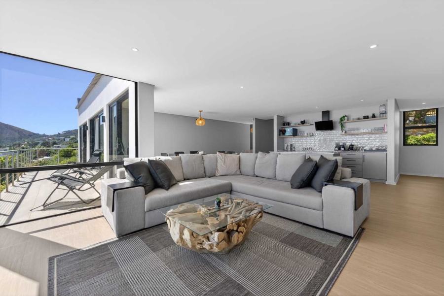 7 Bedroom Property for Sale in Camps Bay Western Cape